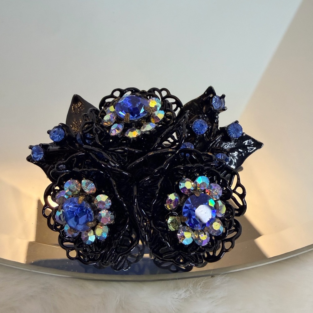 Vintage Coro Black With Blue Crystal Brooch - Picture 7 of 7